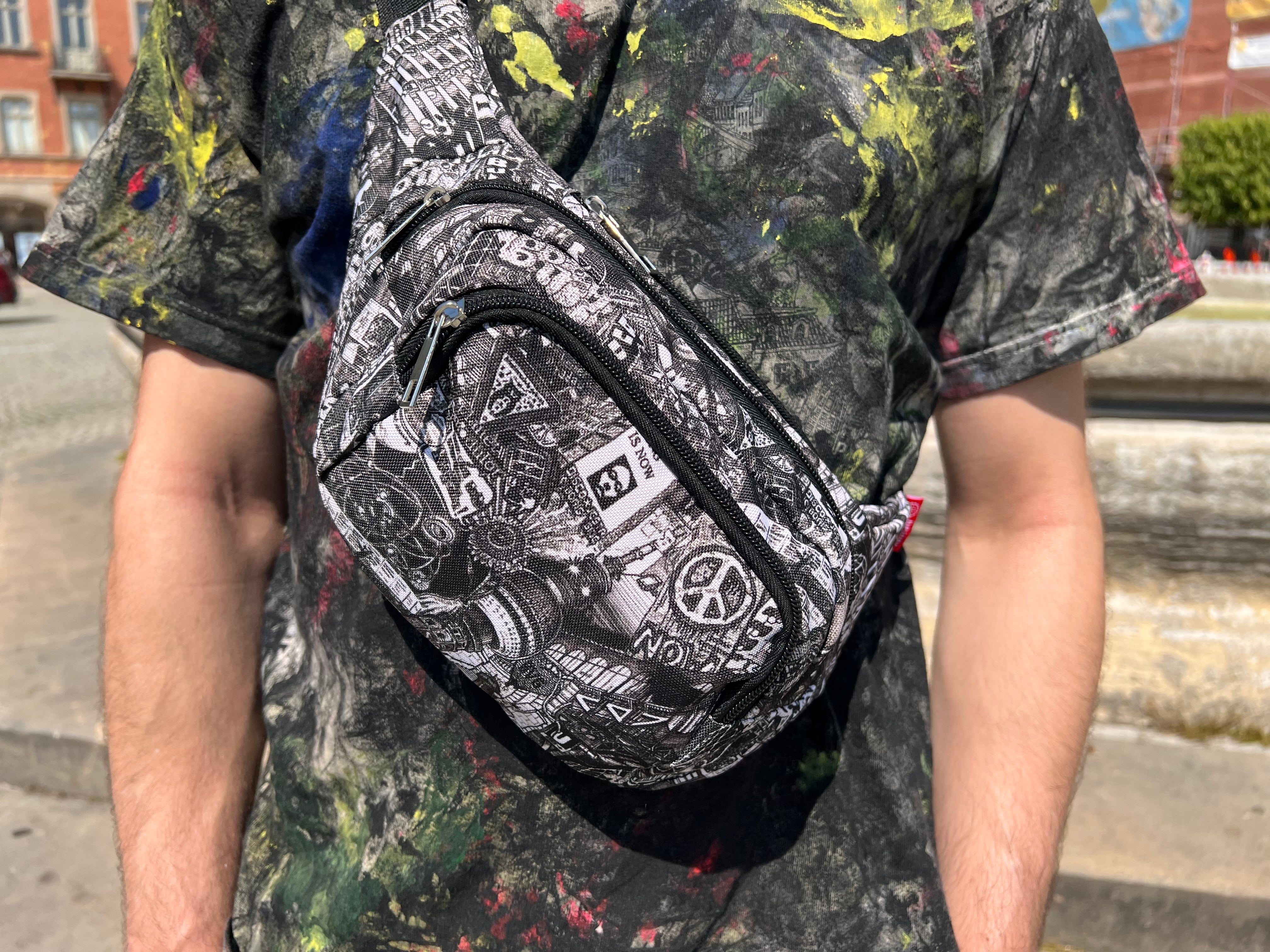 Berlin Bumbag Black/White Edition