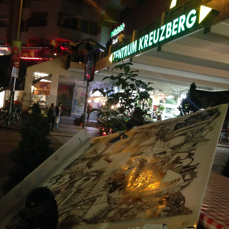 Kottbusser Tor at night – Heiner Radau, Travel & Draw Berlin