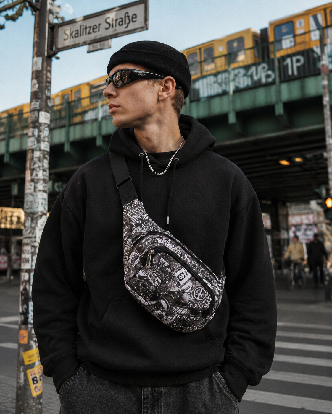 Berlin Bumbag Black/White Edition