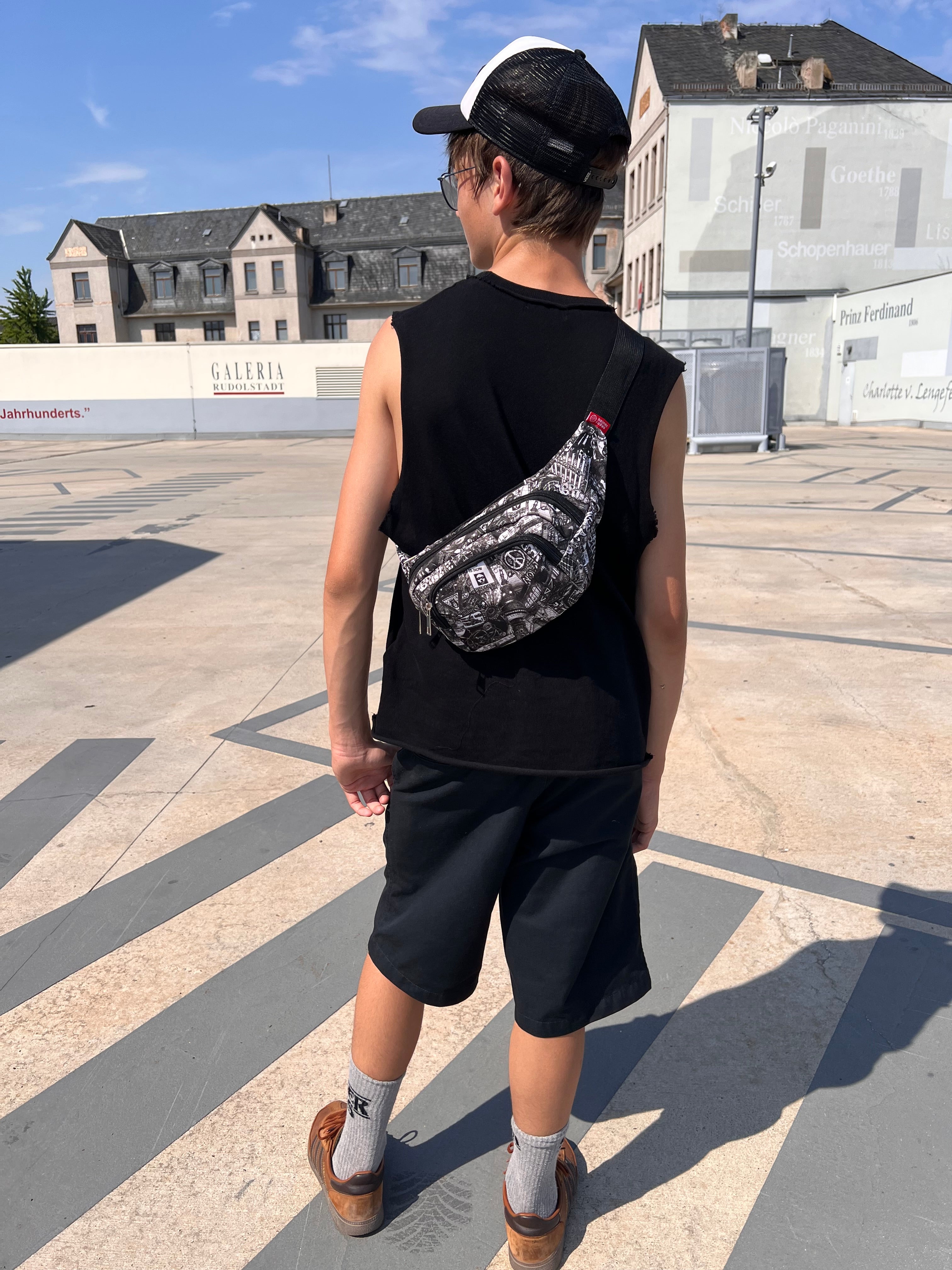 Berlin Bumbag Black/White Edition