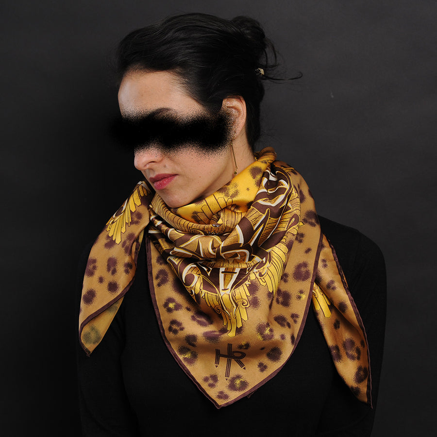 „Graffiti on Silk Scarf“, Heiners Bachelor-Kollektion, Berlin 2013