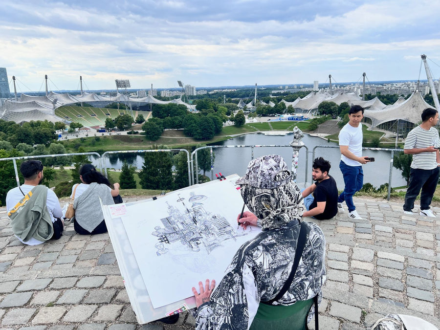 Heiner Radau drawing on location in Munich