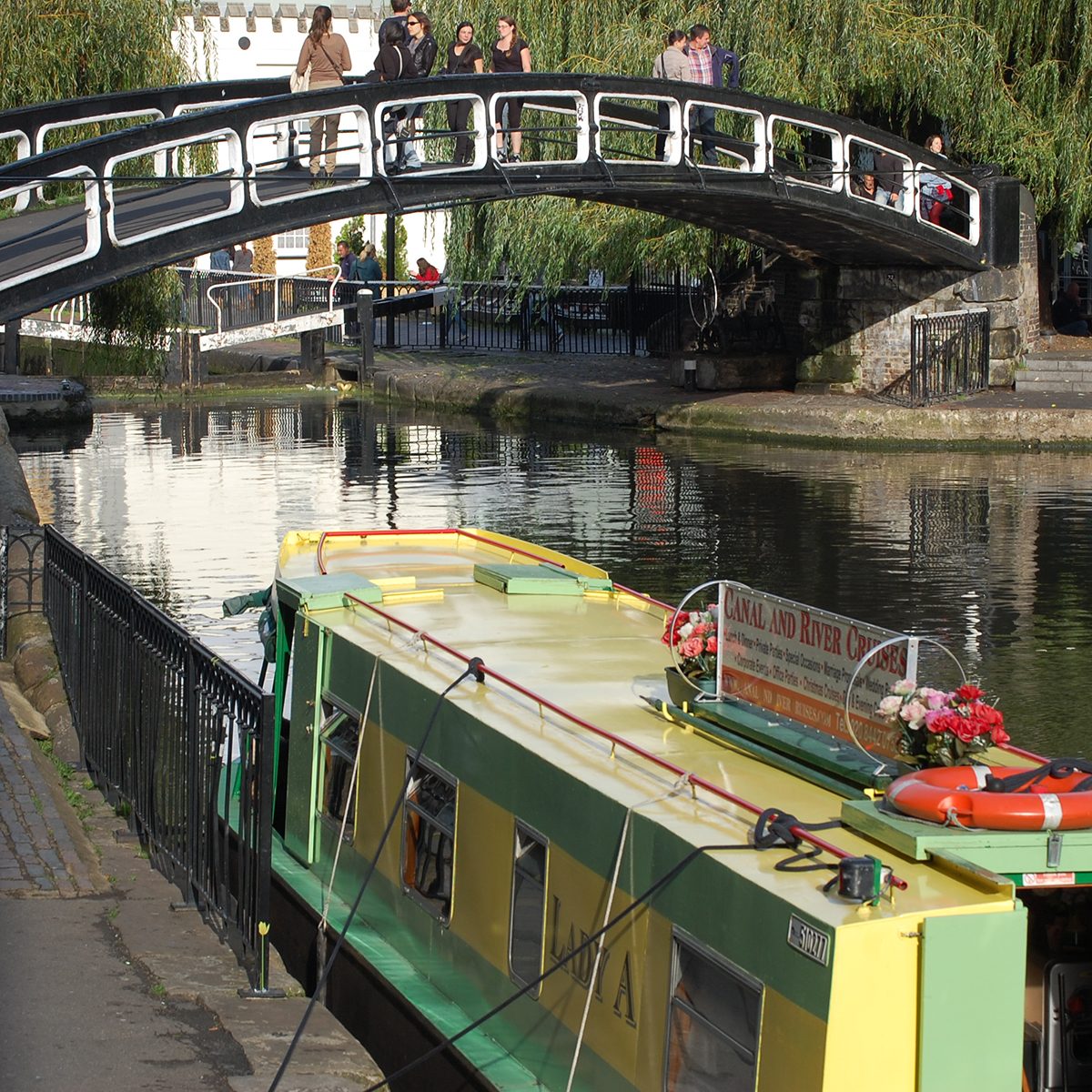 Regent's Canal, Camden – Heiner Radau, Travel & Draw London